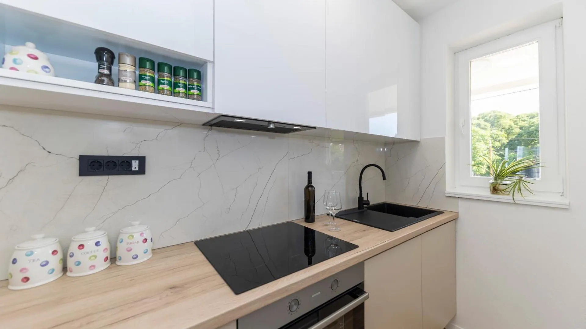 Dalmatina Zadar Apartment 0*,  Croatia